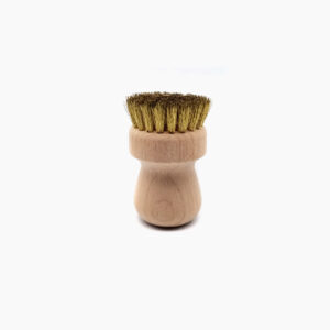 Brosse casserole en laiton